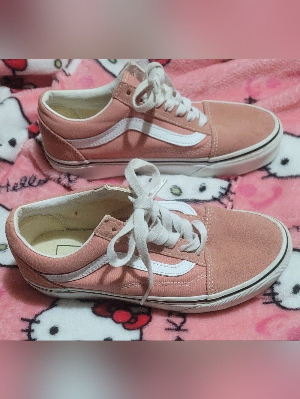 Women’s Pink/ Melon Canvas Low-Top Vans